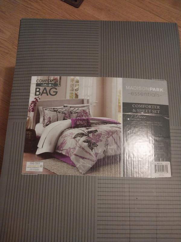 Madison hotsell Park Essentials Synil 9-Piece King Comforter Set Bedding