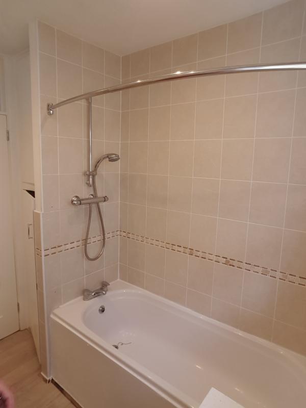 Croydex Extendable Chrome Effect Curved Shower Rod L 1580mm