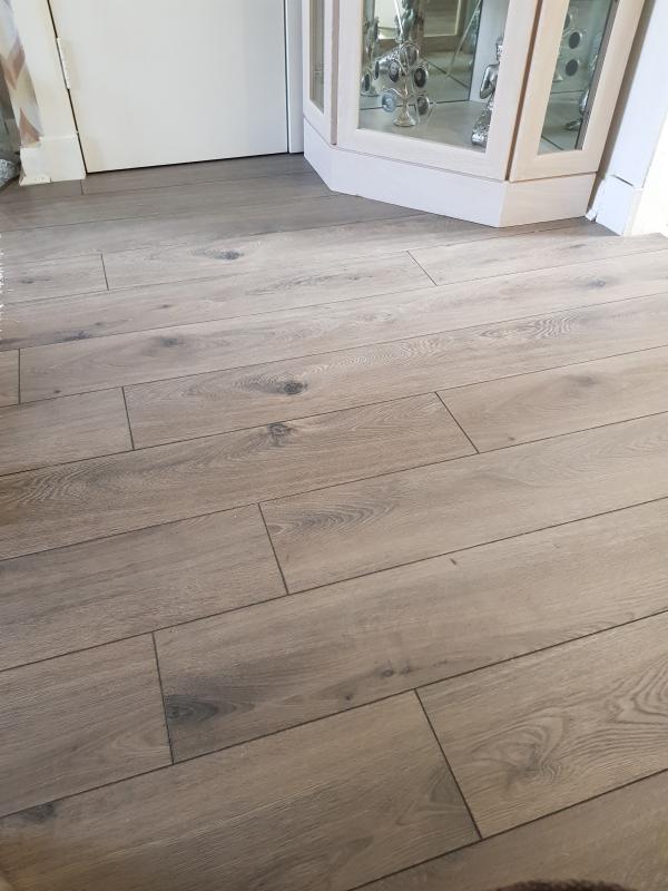 Goodhome Strood Grey Oak Effect Laminate Flooring 1 3m Pack