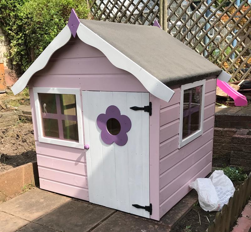 b&q playhouse plastic