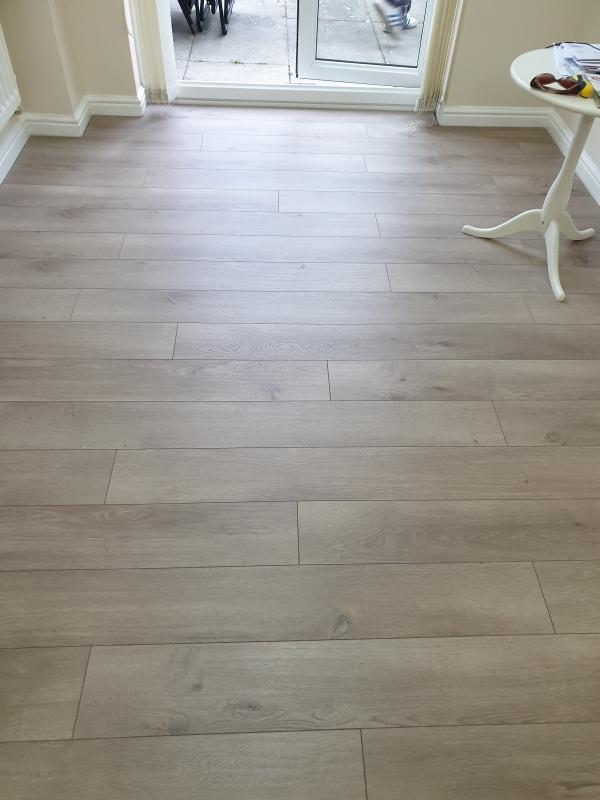 Goodhome Leiston Grey Oak Effect Laminate Flooring 1 76m Pack