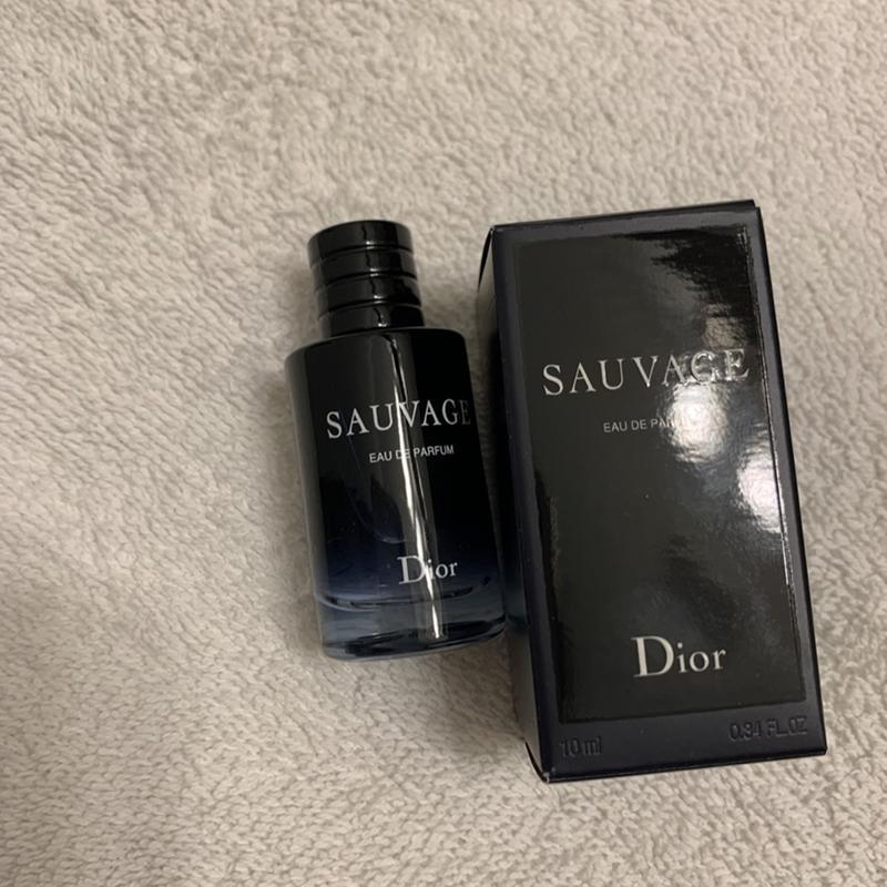 Sauvage Parfum: Refillable Citrus and Woody Fragrance | DIOR CA