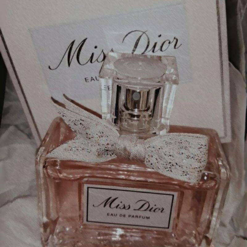 Miss Dior: the Dior Eau de Parfum with a Couture Bow