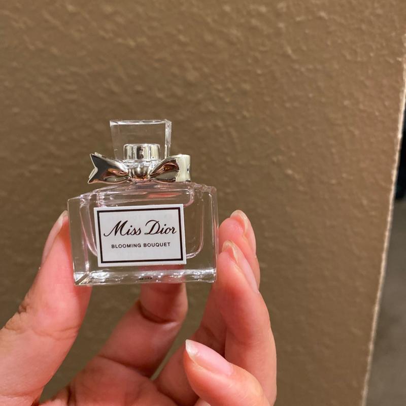 Dior blooming 2024 bouquet tester