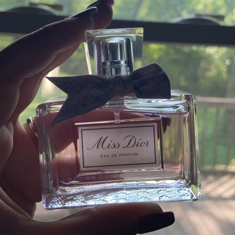 Miss Dior: the Dior Eau de Parfum with a Couture Bow