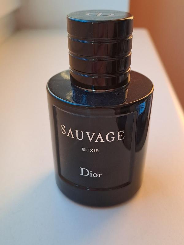 Sauvage Eau de Parfum: Citrus Vanilla Fragrance - Refillable