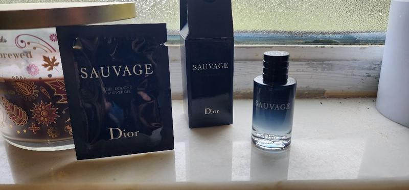 Sauvage Shower Gel Cleanses Refreshes and Scents the Skin DIOR CA