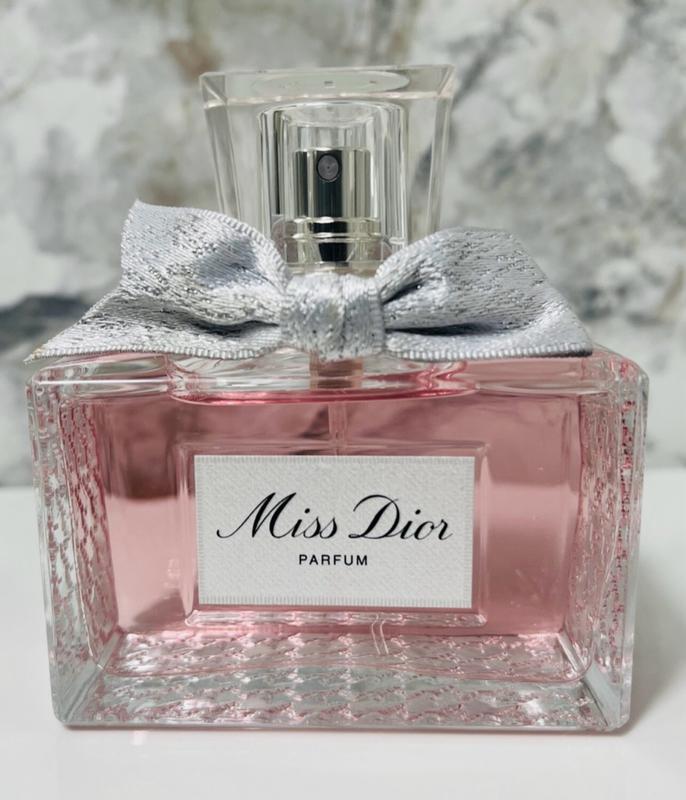 Miss Dior: the Dior Eau de Parfum with a Couture Bow | DIOR US