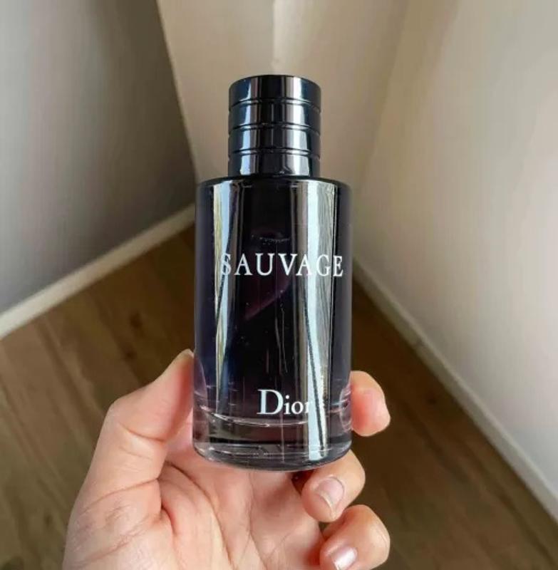 Sauvage Eau de Toilette: Best-Selling Men's Fragrance | Dior