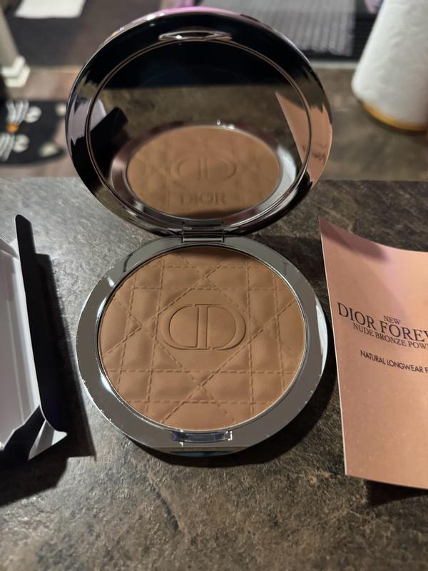 Forever Nude Bronze Large Size: Powder Bronzer in Matte