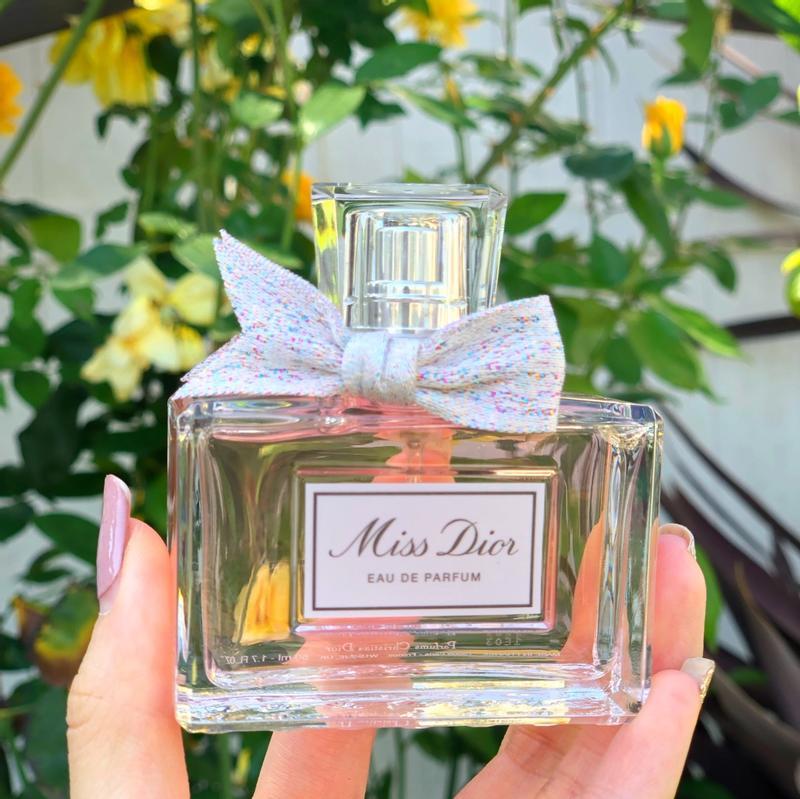 Miss Dior: the Dior Eau de Parfum with a Couture Bow