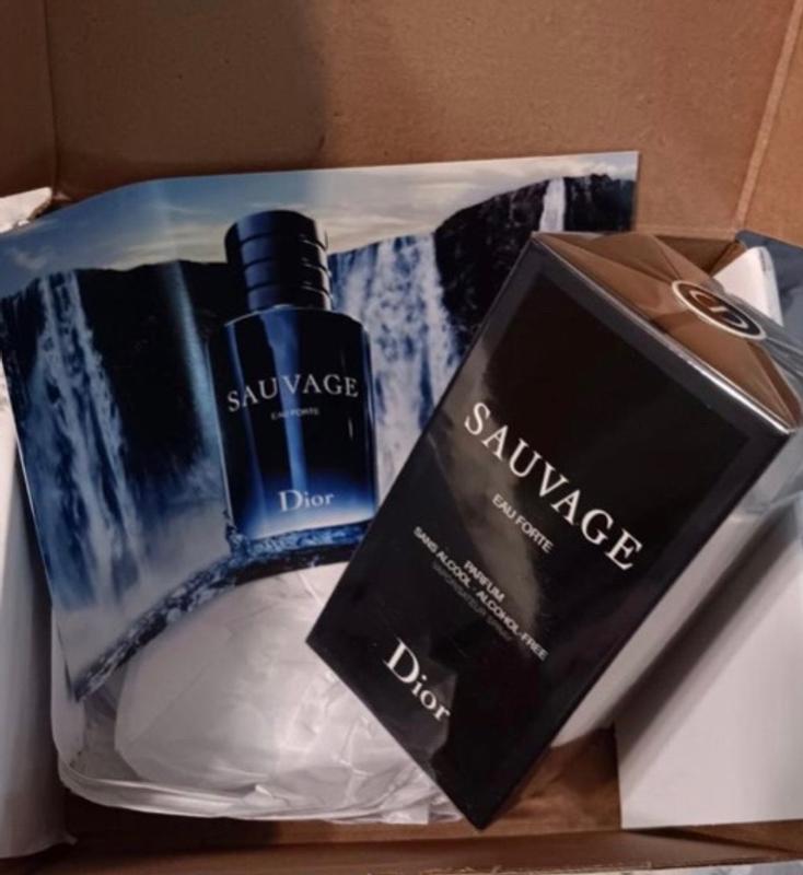 Sauvage Eau Forte Alcohol-Free Fragrance: Fresh and Woody