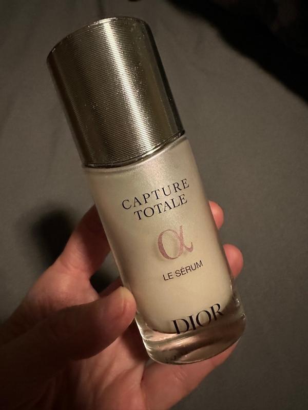 Capture Totale Le Sérum: Anti-aging Serum for Firmness, Plumpness