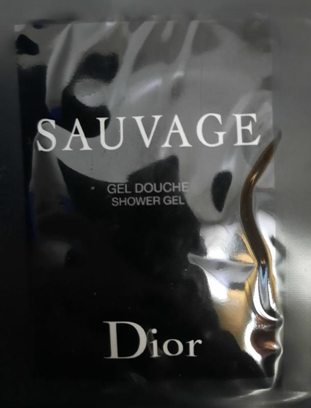 Sauvage Shower Gel Cleanses Refreshes and Scents the Skin DIOR CA