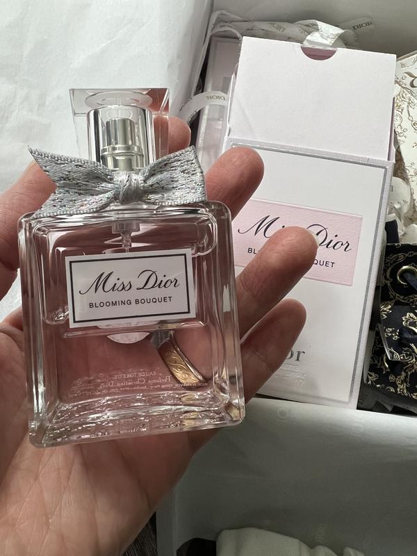 Miss Dior Blooming Bouquet Fresh and Tender Eau de Toilette DIOR CA