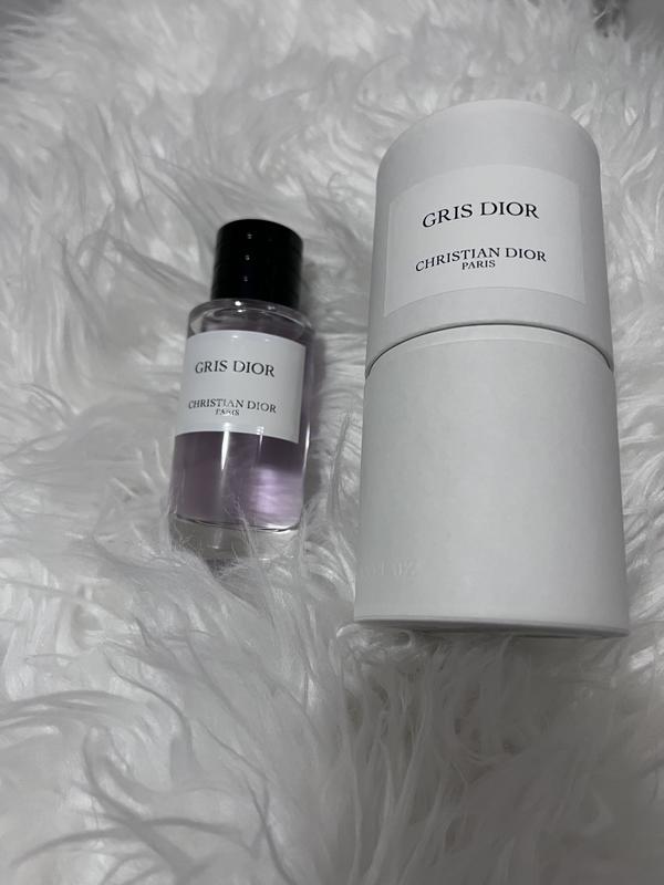 Gris Dior: Unisex Eau de Parfum with Chypre Notes | DIOR CA