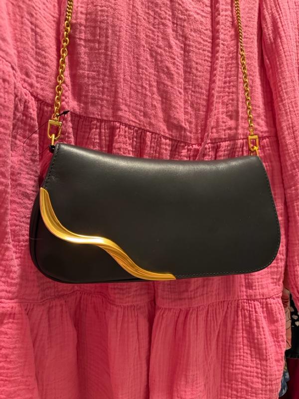 Review Thumbnail Image 0 376866130