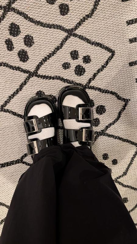 Review Thumbnail Image 0 380694806