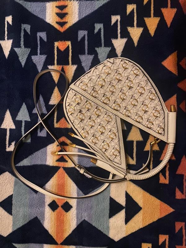 Review Thumbnail Image 3 377963815