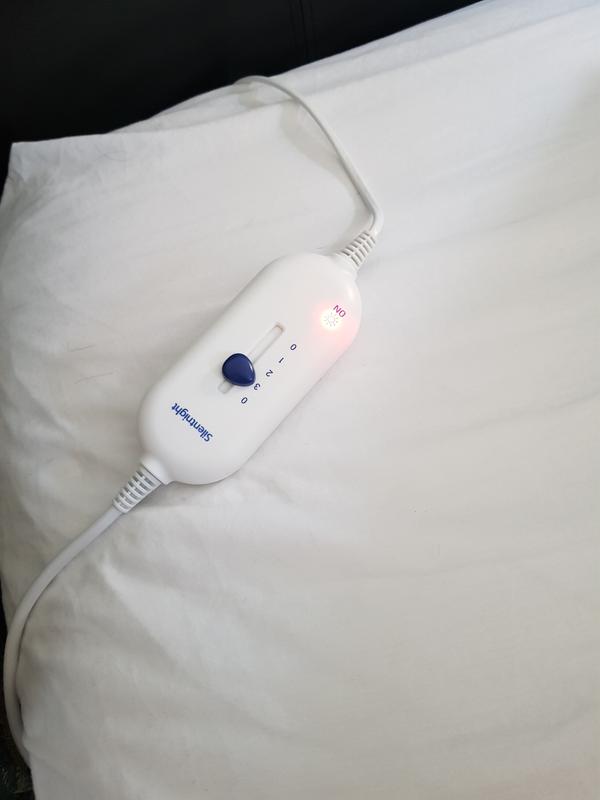 Silentnight Comfort Control Electric Blanket Topper | Dreams