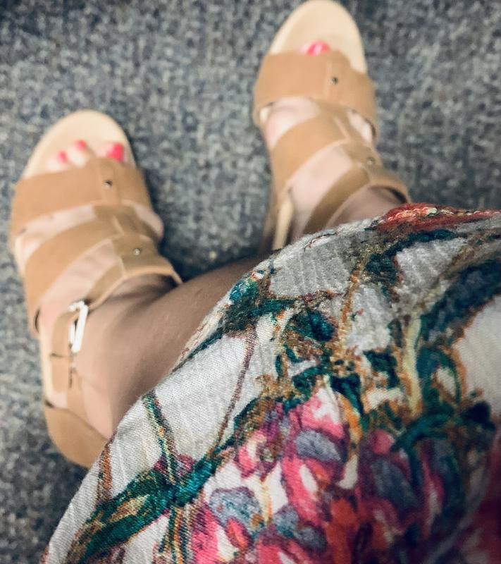 Review Thumbnail Image 0 353878223