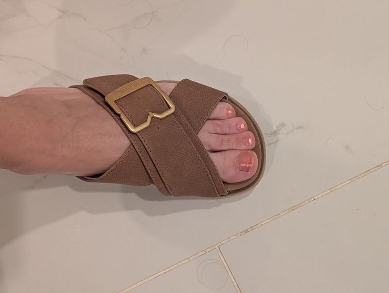 Review Thumbnail Image 1 383448239