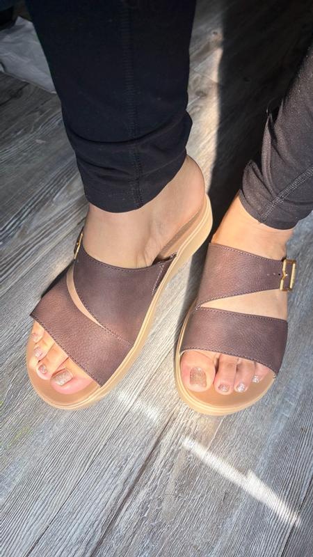 Review Thumbnail Image 1 381061335