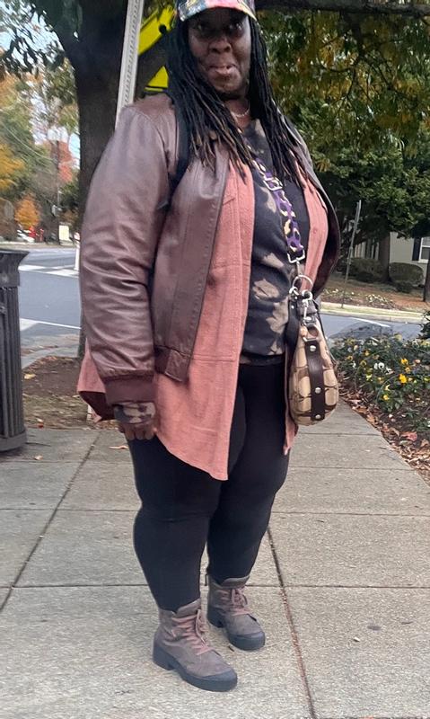 Review Thumbnail Image 1 372585702