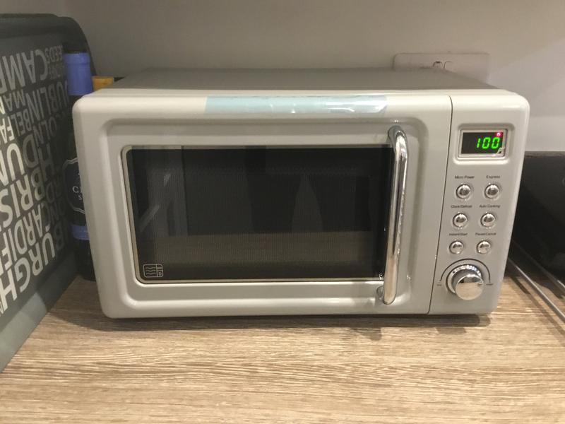 Retro 20L 800W Microwave Cream v3