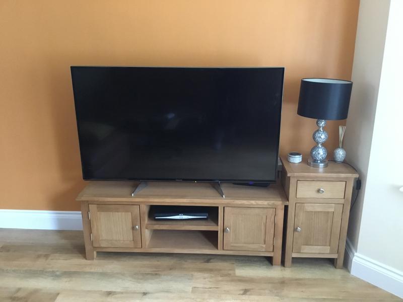 Romsey store tv unit