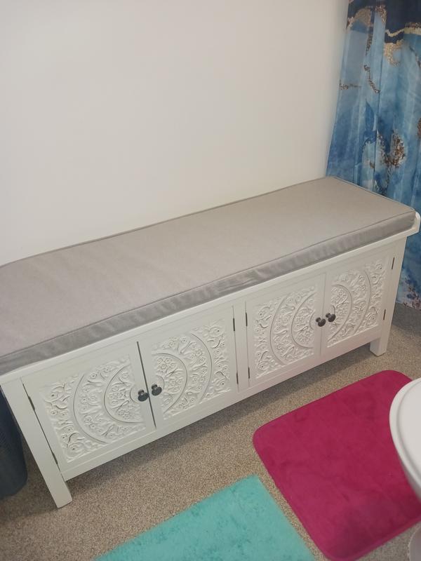 Samira storage store bench