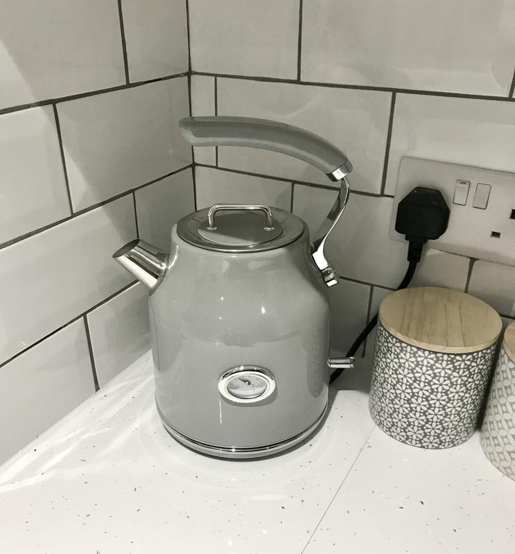 Retro best sale kettle dunelm