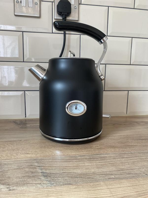 Dunelm + Retro 1.7L 3KW Yellow Jug Kettle