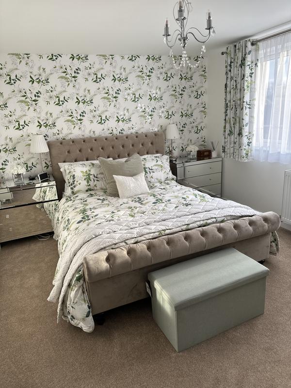 Chesterfield deals bed dunelm