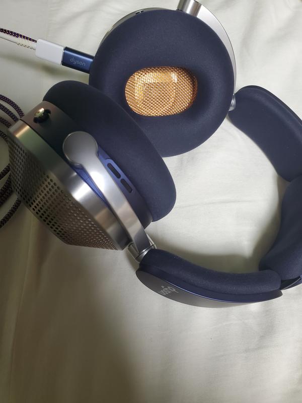 Dyson Zone™ノイズキャンセリングヘッドホンのレビュー Dyson Zone™ノイズキャンセリングヘッドホンのレビュー