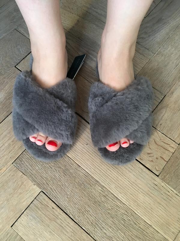emu criss cross slippers