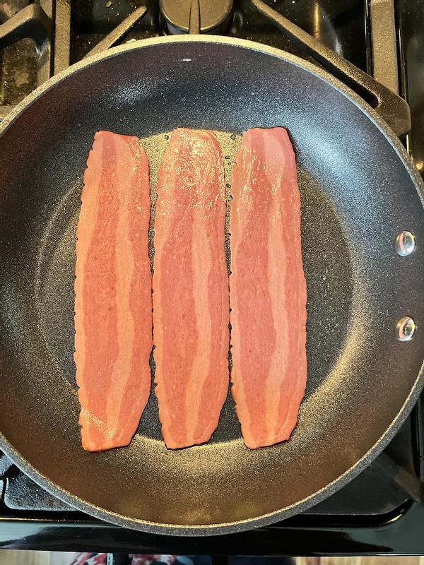 Cooking bacon