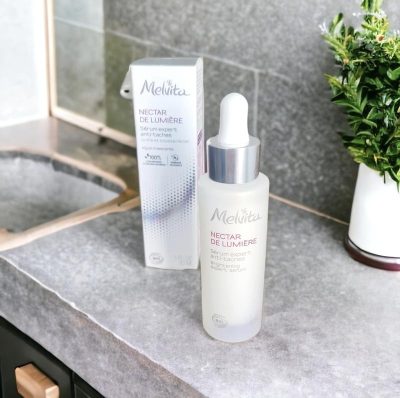 Melvita Nectar de Lumière Expert Anti-Taches Serum Bioes 30ml