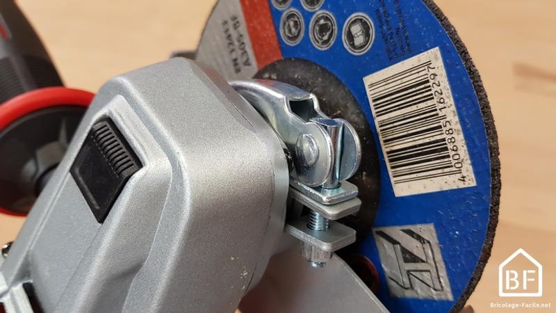 Ouvrir la fenêtre modale de l'avis 1 sur 3