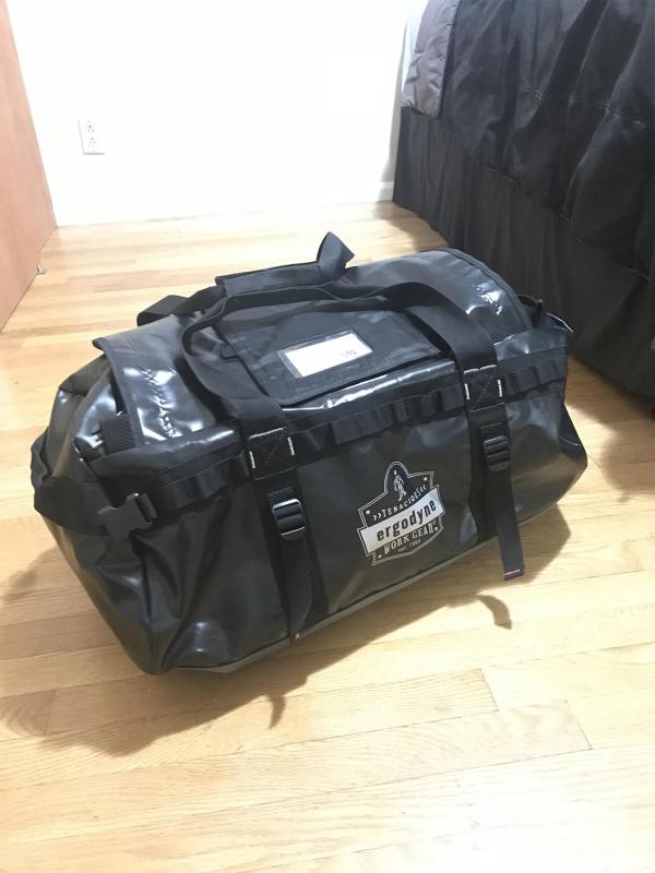 Awesome all around everyday duffle bag