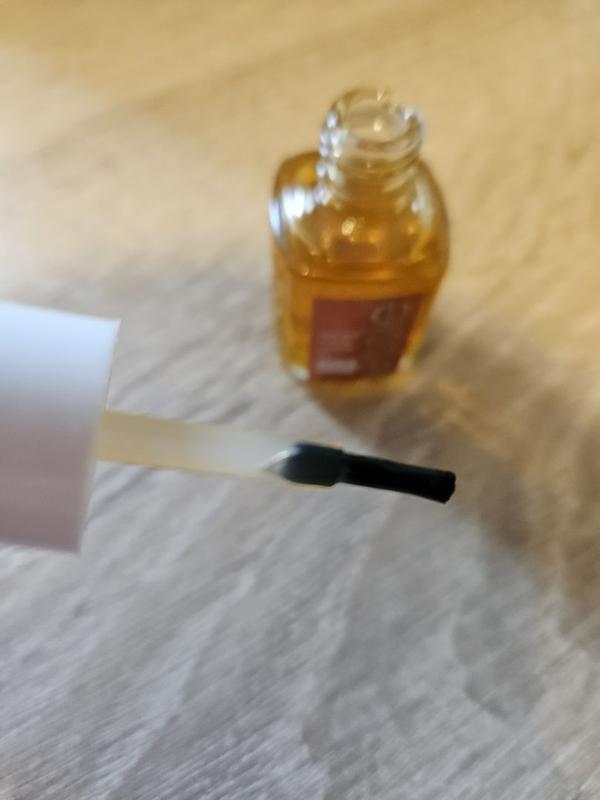 Nagelpflege apricot | | essie oil