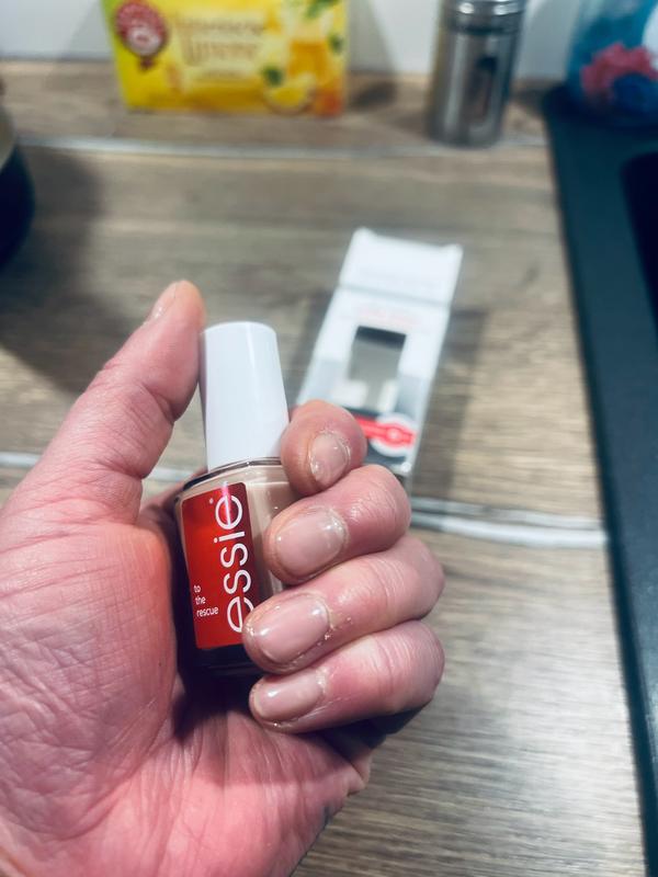 Nägel mit Essi rescue