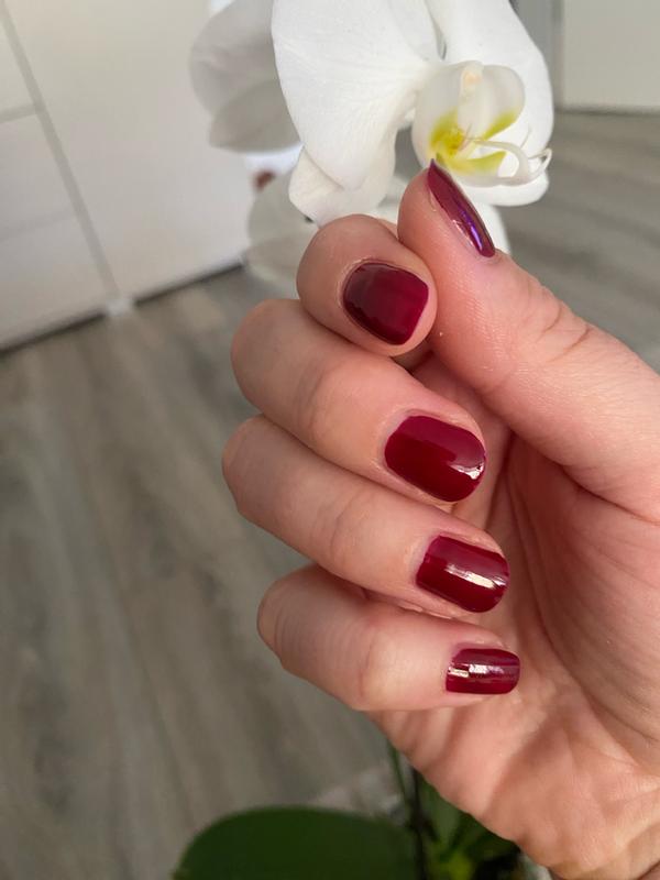 Essie Gel Couture