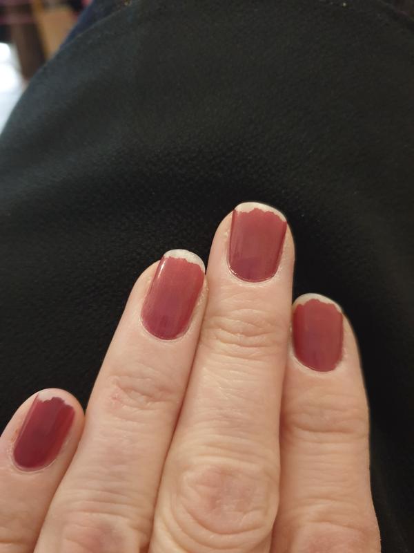 Gorgeous colour but peeling after 3 days