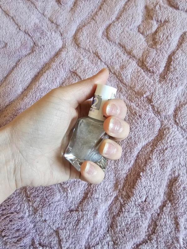 Lovely shade and beautiful packaging