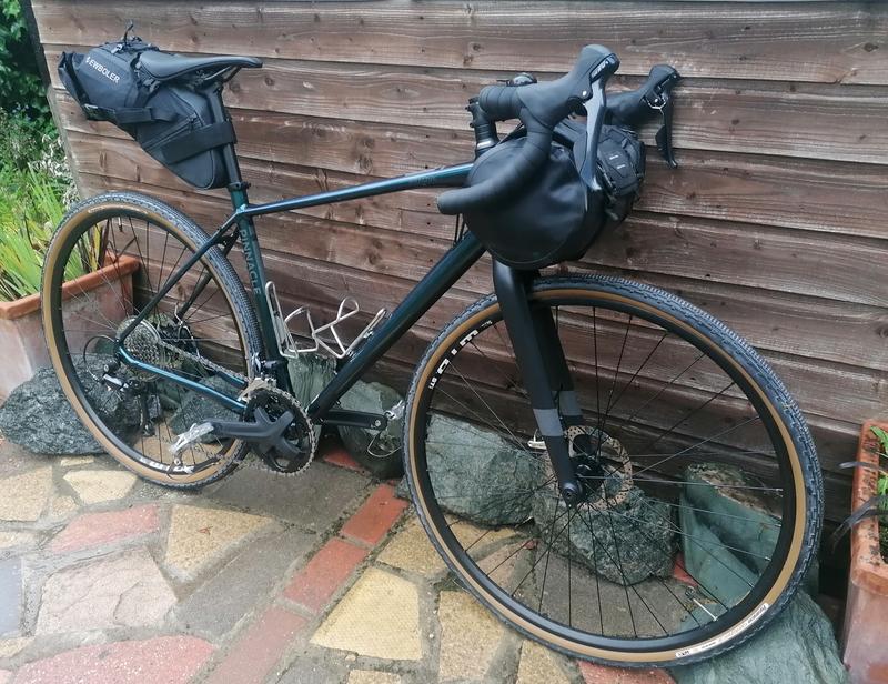 Pinnacle Arkose 2 Gravel Bike Evans Cycles