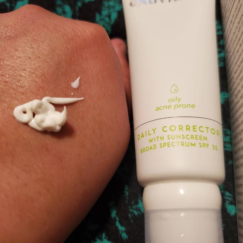 Daily Corrector with Sunscreen Broad Spectrum SPF 35