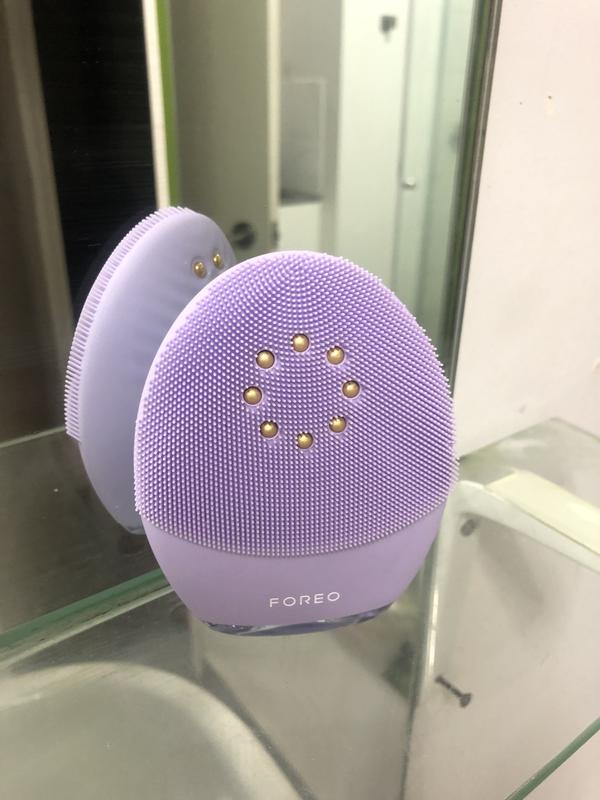 FOREO LUNA™ 3 plus | 温熱フェイシャルクレンジング&マイクロカレント