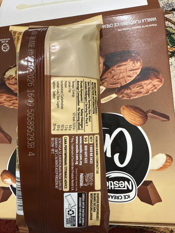Nestle La Cremeria Mini Ice Cream Sticks - Almond Vanilla | NTUC