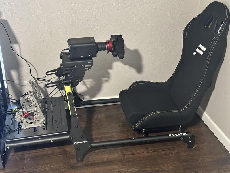 CSL Cockpit V1.5 Seat Bundle - Compact GT Rig | FANATEC